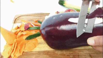 RASPADOR 7 EN 1 PARA FRUTAS Y VERDURAS – PELATODO